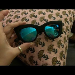 SOLD Quay Australia Sunglasses Kitti